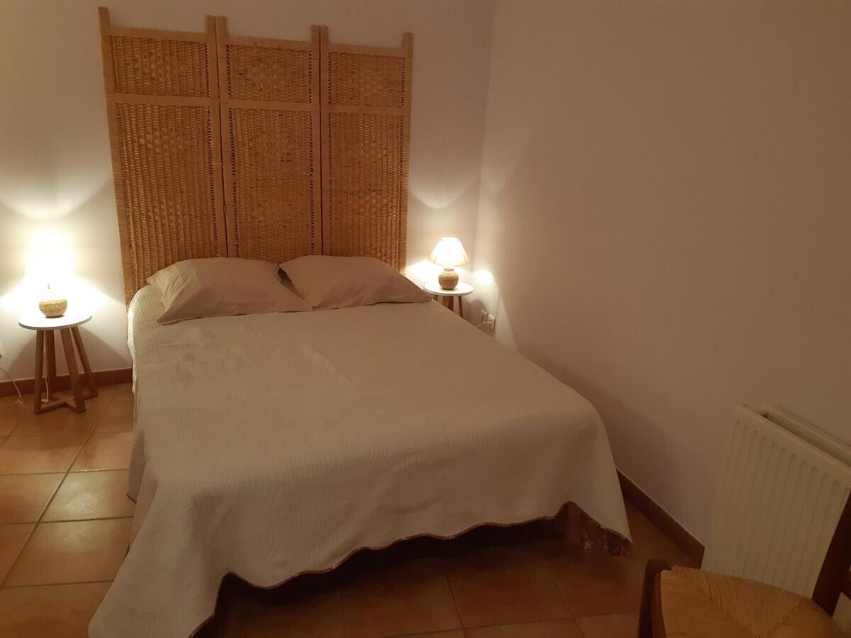 Gites La Musardiere Alba-la-Romaine Zimmer foto